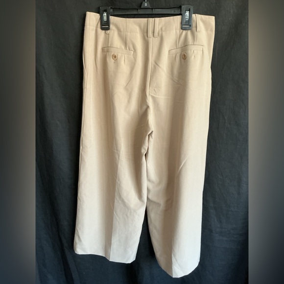 Talbots Beige Wide-Leg Capris 6 Petite - Picture 3 of 6